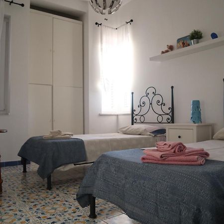 פאלינורו B&B La Marinella מראה חיצוני תמונה