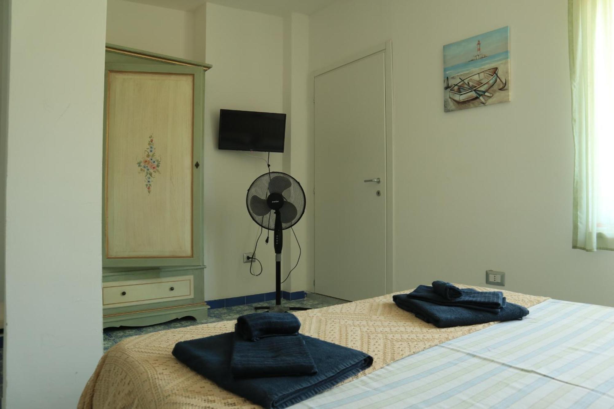 פאלינורו B&B La Marinella מראה חיצוני תמונה